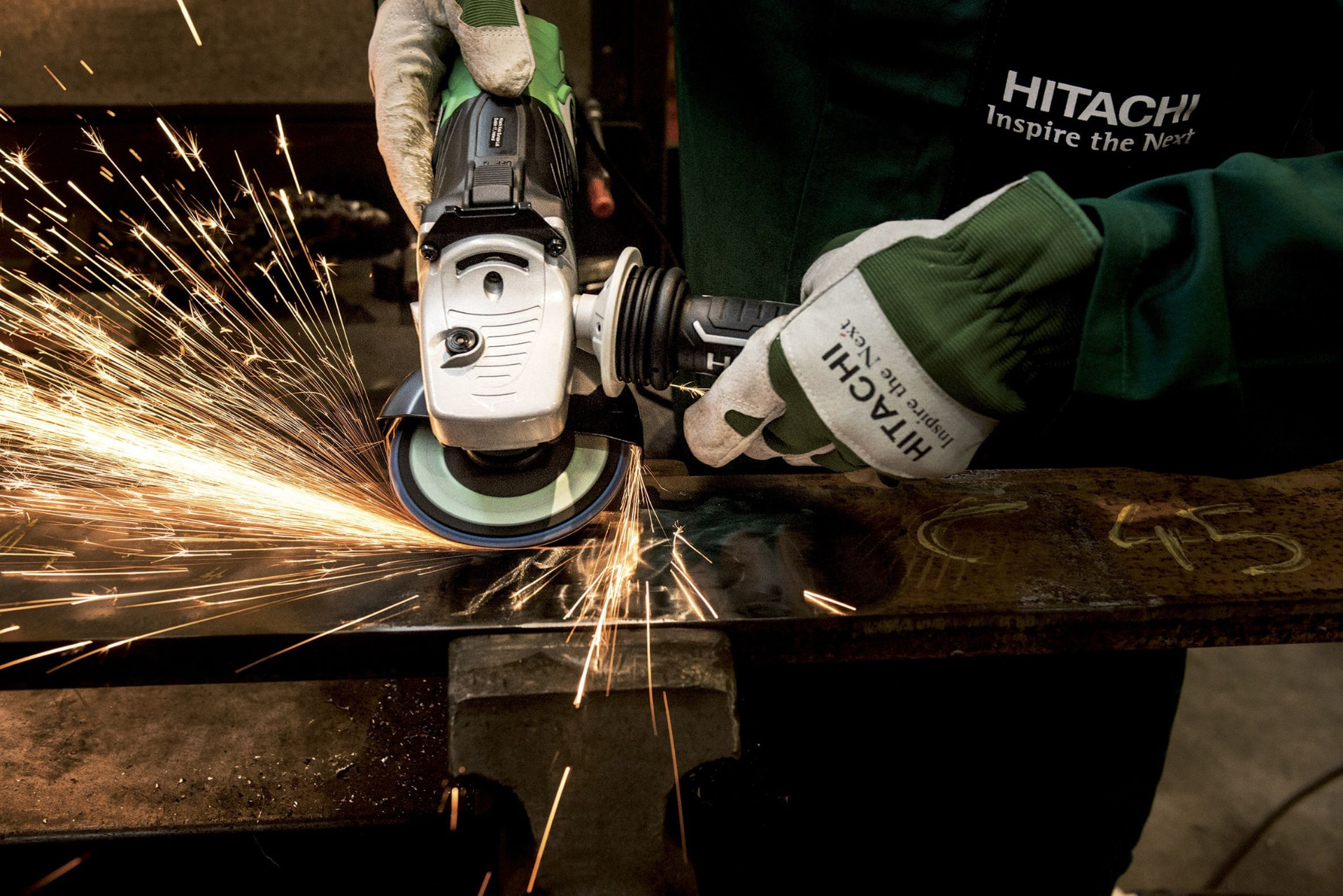 How to Order Hitachi Filters for Heavy Machinery