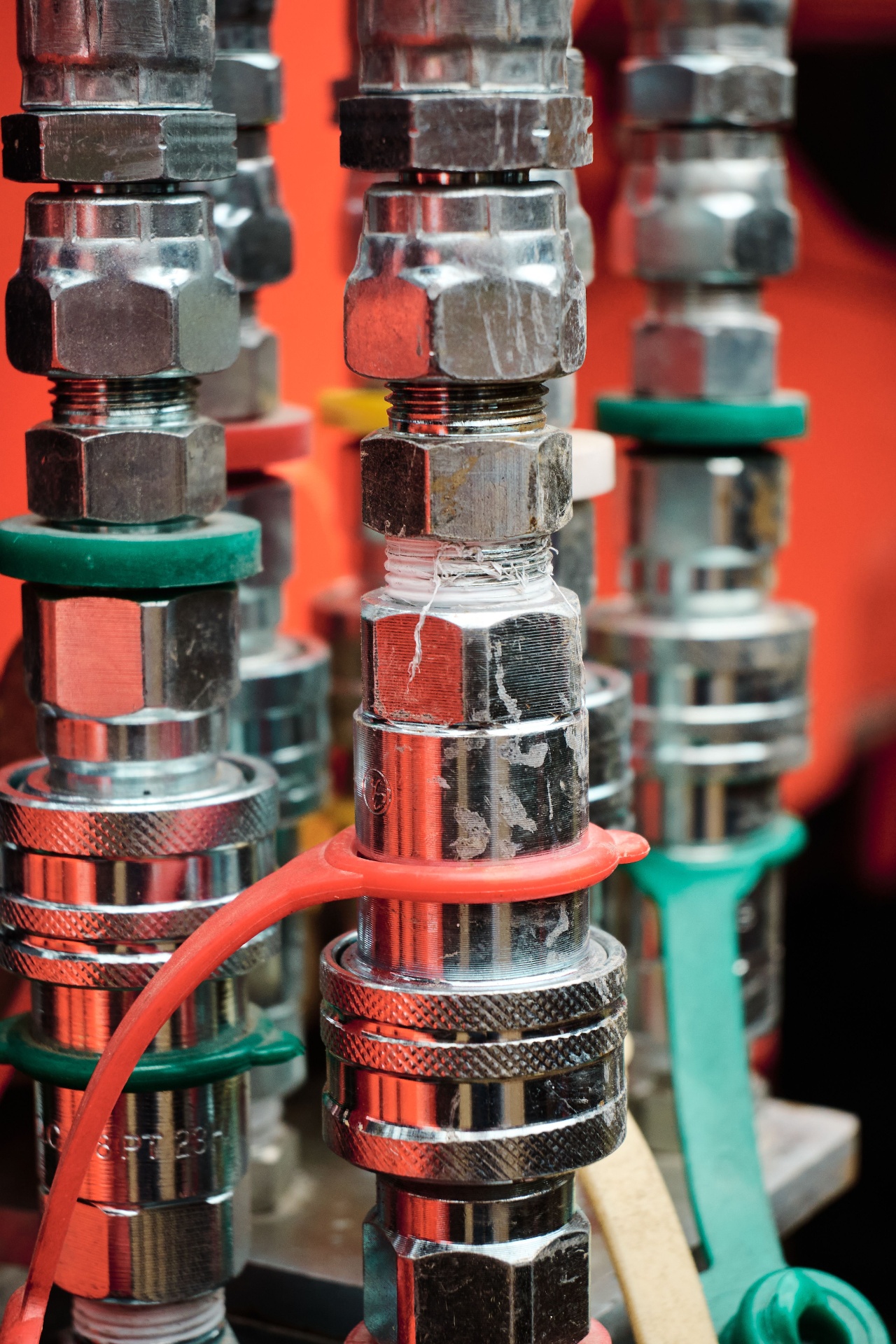 How to Order a Hydraulic Hose (and Connect It on an Excavator): A Contractor's Guide (2026)