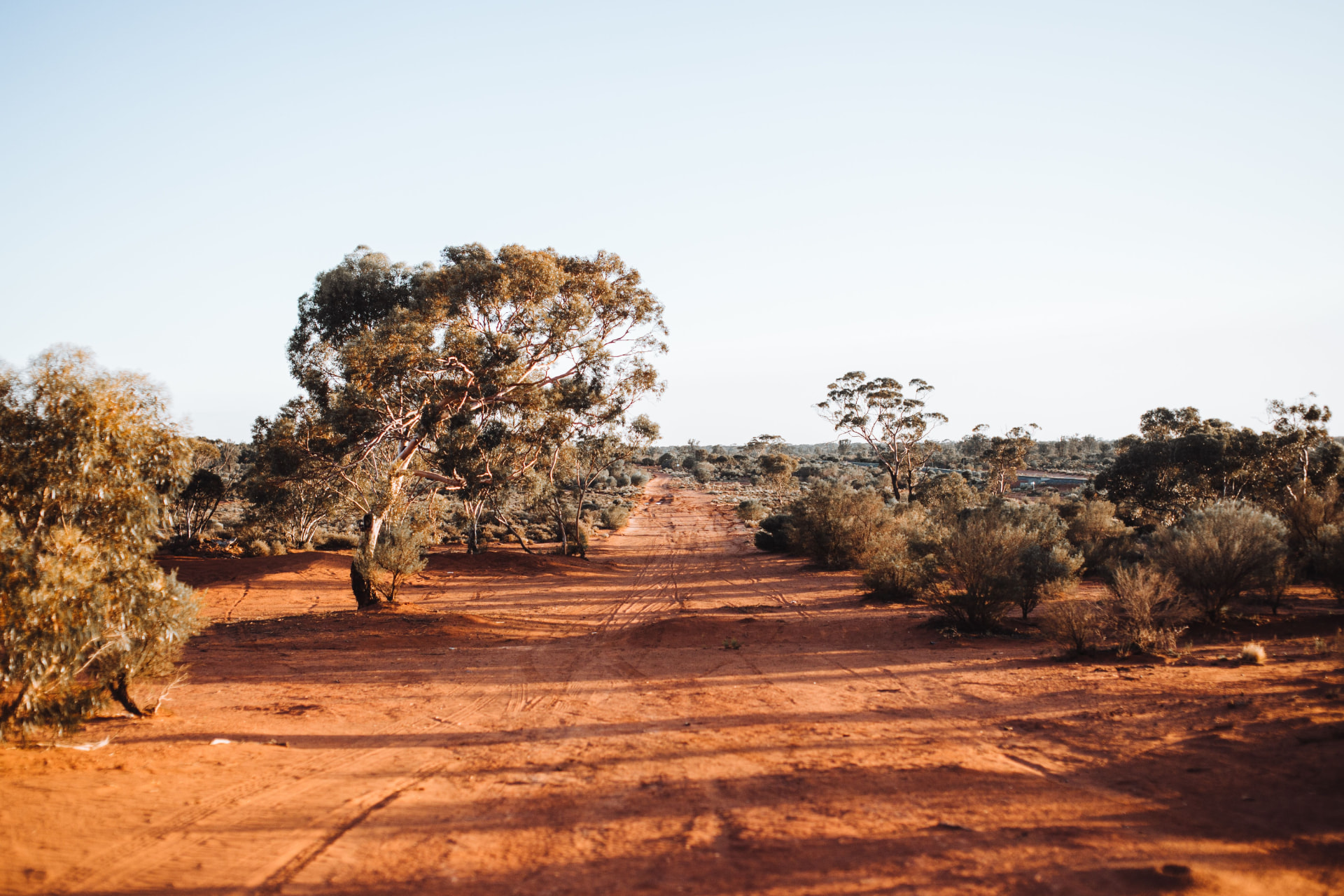 Remote Western Australian mining landscape near Kalgoorlie